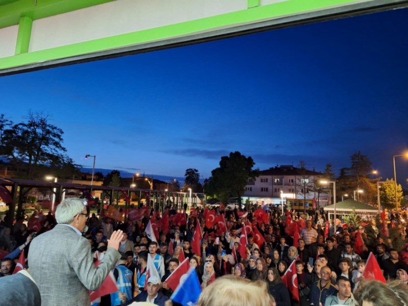 Cumhurbaşkanlığı 2.nci Tur Seçimleri Sarayönü Kutlama